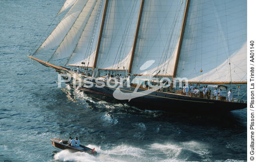 Shenandoha aux Régates Royales. - © Guillaume Plisson / Plisson La Trinité / AA01140 - Photo Galleries - Three-masted schooner
