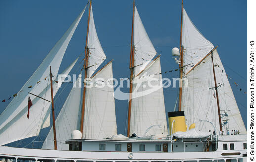 Créole aux Régates Royales. - © Guillaume Plisson / Plisson La Trinité / AA01143 - Photo Galleries - Three-masted schooner