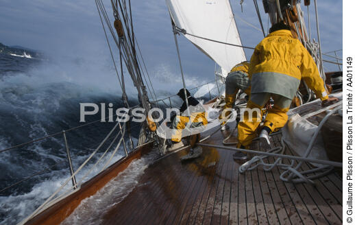 Aboard Candida. - © Guillaume Plisson / Plisson La Trinité / AA01149 - Photo Galleries - Classic Yachting