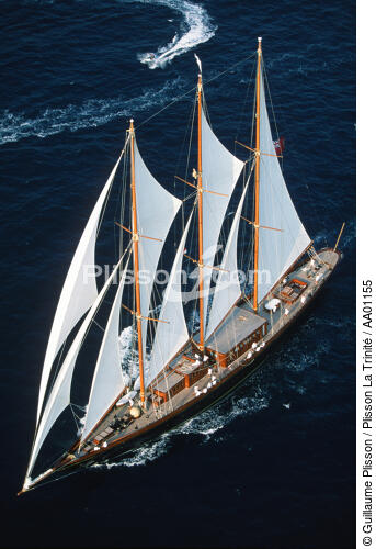 Créole aux Monaco Classic week. - © Guillaume Plisson / Plisson La Trinité / AA01155 - Photo Galleries - Tall ship / Sailing ship