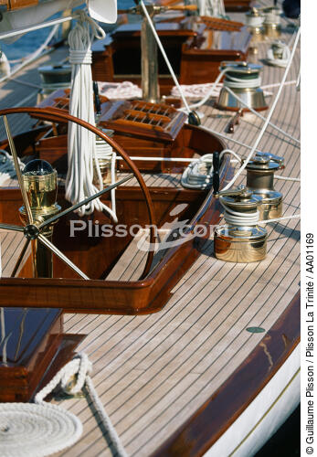 Accastillage. - © Guillaume Plisson / Plisson La Trinité / AA01169 - Photo Galleries - Traditional sailing