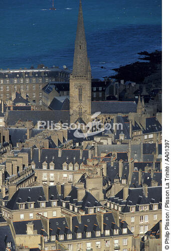 Clocher de Saint-Malo. - © Philip Plisson / Plisson La Trinité / AA01397 - Nos reportages photos - Clocher