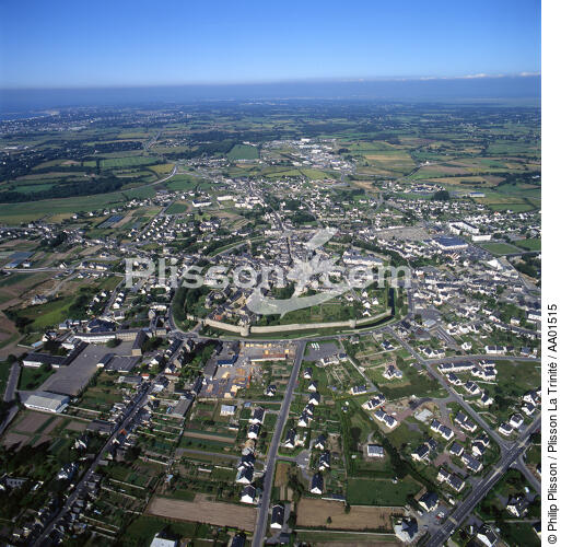 Vue aérienne de Guérande. - © Philip Plisson / Plisson La Trinité / AA01515 - Photo Galleries - Guérande