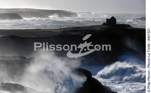 Coup de vent sur la Pointe du percho à Quiberon. - © Philip Plisson / Plisson La Trinité / AA01521 - Nos reportages photos - Gros temps