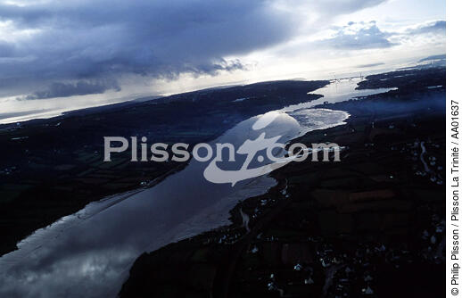 Vue aérienne de l'Elorn. - © Philip Plisson / Plisson La Trinité / AA01637 - Nos reportages photos - Hydrologie