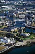 Le pont de Recouvrance à Brest. © Philip Plisson / Plisson La Trinité / AA01647 - Nos reportages photos - Monument historique