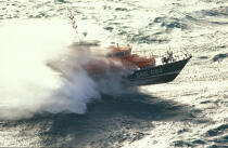 Canot de sauvetage à toute allure. © Guillaume Plisson / Plisson La Trinité / AA01783 - Photo Galleries - Lifesaving at sea