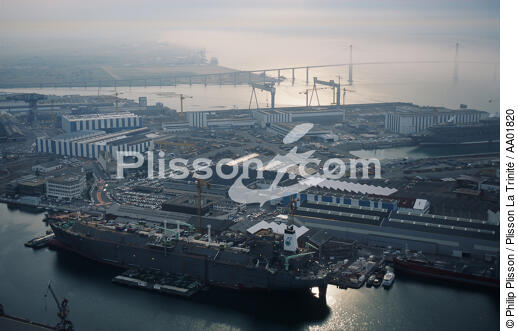 Les Chantiers de l'Atlantique. - © Philip Plisson / Plisson La Trinité / AA01820 - Photo Galleries - Shipyards