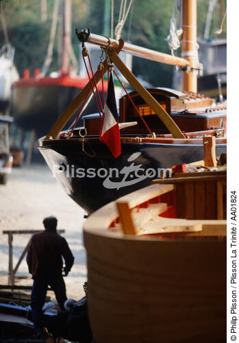 Le chantier du Guip à l'Ile aux Moines. - © Philip Plisson / Plisson La Trinité / AA01824 - Nos reportages photos - Morbihan [Golfe du]