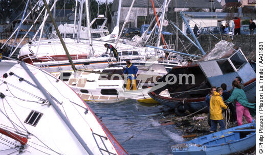les dégats de la tempête de 1996. - © Philip Plisson / Plisson La Trinité / AA01831 - Photo Galleries - Storm at sea