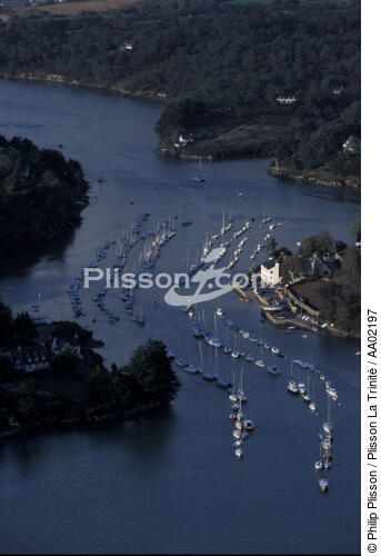 Ros-Bras sur l'Aven. - © Philip Plisson / Plisson La Trinité / AA02197 - Photo Galleries - Aven [The]