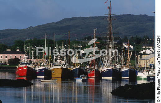 Bateaux de pêche à Castletown Bere. - © Philip Plisson / Plisson La Trinité / AA02341 - Photo Galleries - Foreign country