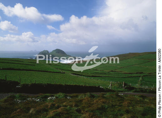Paysage irlandais. - © Philip Plisson / Plisson La Trinité / AA02380 - Nos reportages photos - Nuage