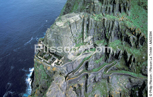 Ruine du monastère sur l'île de Skellig Michael. - © Philip Plisson / Plisson La Trinité / AA02394 - Nos reportages photos - Irlande, l'île verte