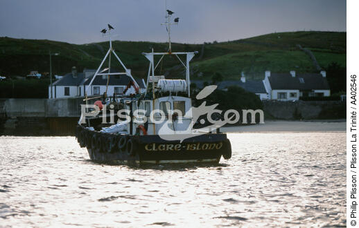 Bateau de pêche de Clare Island. - © Philip Plisson / Plisson La Trinité / AA02546 - Nos reportages photos - Irlande, l'île verte