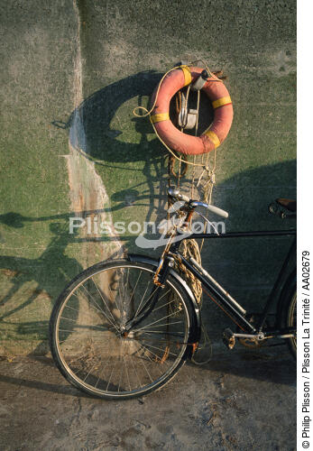 Vélo sur Clare Island. - © Philip Plisson / Plisson La Trinité / AA02679 - Photo Galleries - Life-belt