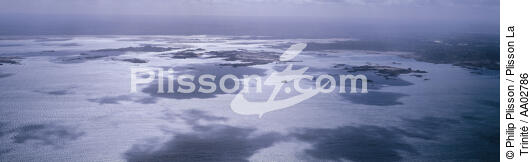 Paimpol entre ombre et lumière . - © Philip Plisson / Plisson La Trinité / AA02786 - Photo Galleries - The Goélo Coast