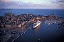 Bassin Vauban, Saint Malo. © Philip Plisson / Plisson La Trinité / AA02872 - Photo Galleries - Saint-Malo