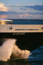 Le Levant lumière de fin de journée. © Guillaume Plisson / Plisson La Trinité / AA02939 - Nos reportages photos - Termes divers