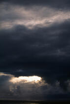 Ciel nuageux 6 © Philip Plisson / Plisson La Trinité / AA02967 - Photo Galleries - Cloud-break