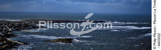Coup de vent sur Portivy - © Philip Plisson / Plisson La Trinité / AA03022 - Nos reportages photos - Port