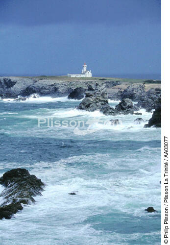 Les Poulains à Belle Ile en Mer - © Philip Plisson / Plisson La Trinité / AA03077 - Nos reportages photos - Côte sauvage
