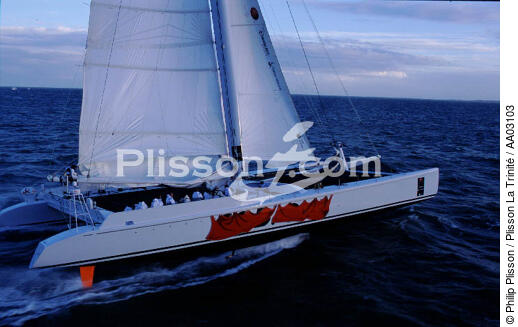 Code One et son équipage - © Philip Plisson / Plisson La Trinité / AA03103 - Nos reportages photos - Multicoque de course
