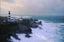 Créac'h sous l'emprise du vent © Guillaume Plisson / Plisson La Trinité / AA03162 - Nos reportages photos - Mer d'Iroise
