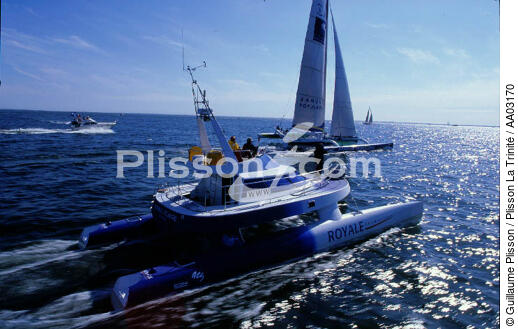 Royale Production suivant Banque Populaire - © Guillaume Plisson / Plisson La Trinité / AA03170 - Photo Galleries - Ocean racing catamaran