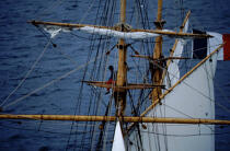 Dans la matûre de la Recouvrance © Guillaume Plisson / Plisson La Trinité / AA03216 - Photo Galleries - Traditional sailing