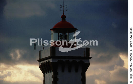 Gros plan du phare des Poulains. - © Philip Plisson / Plisson La Trinité / AA03844 - Photo Galleries - Lighthouse [56]