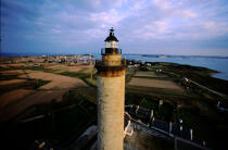 Phare de l'île de Batz. © Philip Plisson / Plisson La Trinité / AA03899 - Photo Galleries - Lighthouse