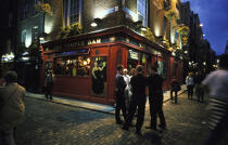 Le Temple Bar à Dublin © Philip Plisson / Plisson La Trinité / AA04537 - Nos reportages photos - Ville [Irl]