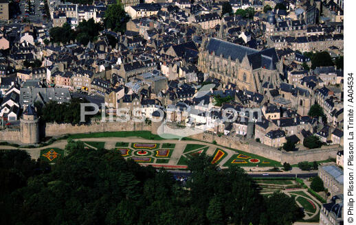 Remparts de Vannes - © Philip Plisson / Plisson La Trinité / AA04534 - Nos reportages photos - Ville [56]