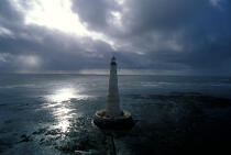 Cordouan under a grey sky. © Philip Plisson / Plisson La Trinité / AA04474 - Photo Galleries - Lighthouse [33]