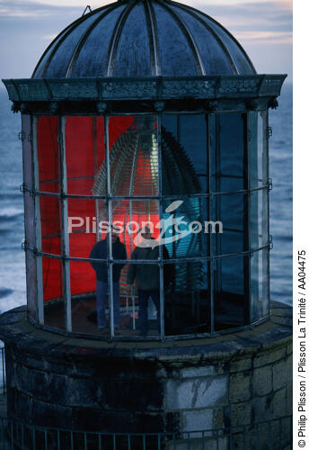 Les deux gardien de phare de Cordouan - © Philip Plisson / Plisson La Trinité / AA04475 - Nos reportages photos - Homme