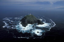 The Black Rock Mayo from the sky. © Philip Plisson / Plisson La Trinité / AA04740 - Photo Galleries - Irish Lighthouses