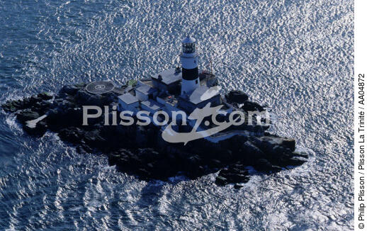 Maidens rock. - © Philip Plisson / Plisson La Trinité / AA04872 - Photo Galleries - Lighthouse [Ire]