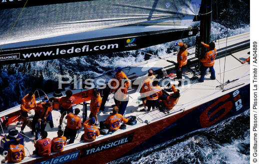 L'équipage du 6ème Sens. - © Guillaume Plisson / Plisson La Trinité / AA04889 - Nos reportages photos - Monocoque de course