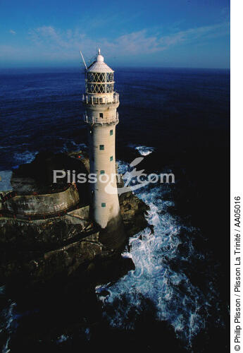 Le phare du Fastnet. - © Philip Plisson / Plisson La Trinité / AA05016 - Nos reportages photos - Phares Irlande