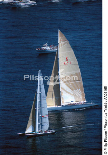 L'année d'exception, le catamaran Stars & Stripes contre le monocoque géant Team New Zealand - © Philip Plisson / Plisson La Trinité / AA05165 - Nos reportages photos - Multicoque de course