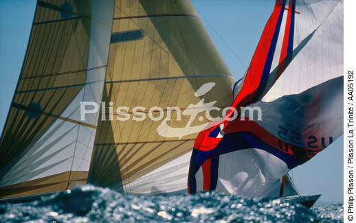 Voilure. - © Philip Plisson / Plisson La Trinité / AA05192 - Nos reportages photos - Monocoque de course