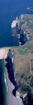 Falaises d'Etretat. © Philip Plisson / Plisson La Trinité / AA05297 - Nos reportages photos - Vue aérienne
