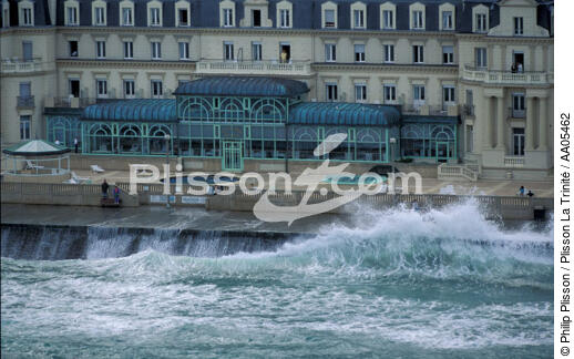 L'hotel des termes de Saint-Malo. - © Philip Plisson / Plisson La Trinité / AA05462 - Nos reportages photos - Ille & Vilaine