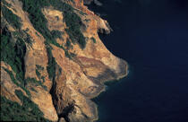 La côte sauvage du golfe de Girolata. © Philip Plisson / Plisson La Trinité / AA05620 - Nos reportages photos - Site [Corse]
