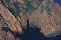 Golfe de Girolata. © Philip Plisson / Plisson La Trinité / AA05621 - Photo Galleries - Site of Interest [Corsica]