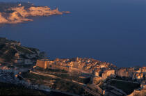 Bonifacio. © Philip Plisson / Plisson La Trinité / AA05663 - Photo Galleries - Town [Corsica]