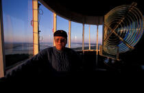 Le phare de la Coubre et son gardien. © Philip Plisson / Plisson La Trinité / AA05797 - Photo Galleries - Job