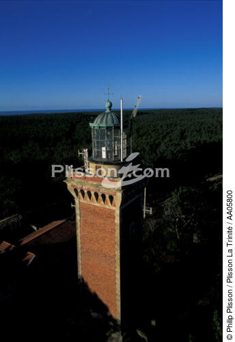 Le phare d'Hourtin. - © Philip Plisson / Plisson La Trinité / AA05800 - Nos reportages photos - Hourtin [phare d']