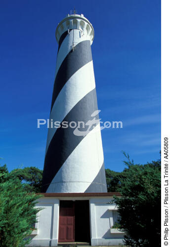 Contis. - © Philip Plisson / Plisson La Trinité / AA05809 - Photo Galleries - Lighthouse [40]